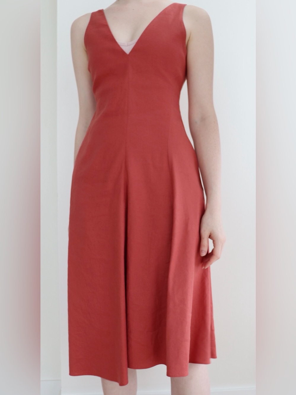 Theory - V Neck Midi Dress